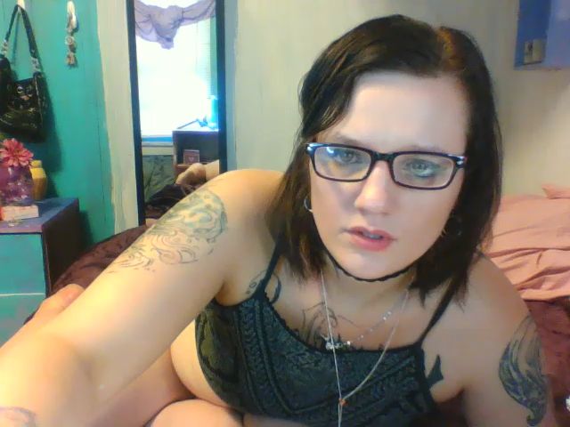 Live sex webcam photo for LaceyPagexxo #272242210