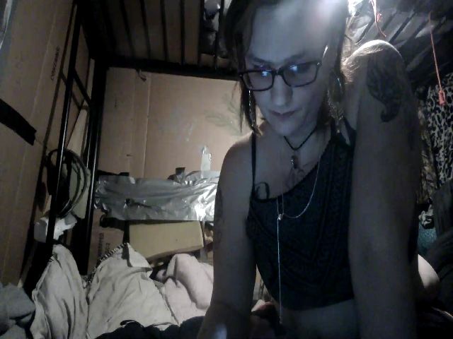 Live sex webcam photo for LaceyPagexxo #272487396