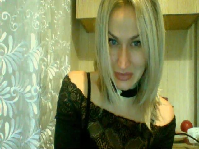 Live sex webcam photo for LadyAna189 #271770458