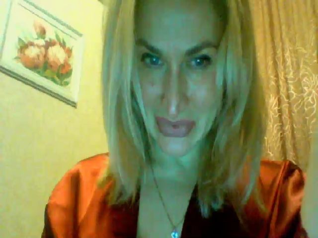 Live sex webcam photo for LadyAna189 #271874154