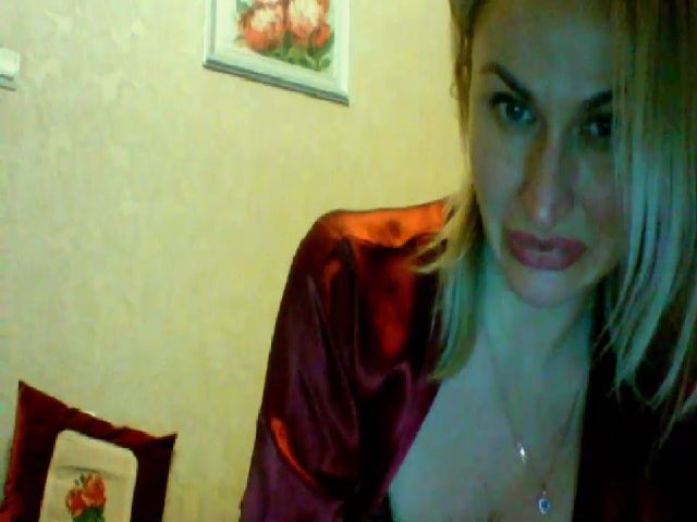 Live sex webcam photo for LadyAna189 #272025362