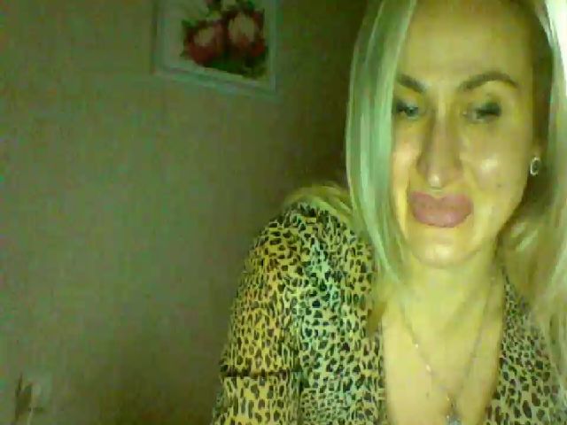 Live sex webcam photo for LadyAna189 #272082586