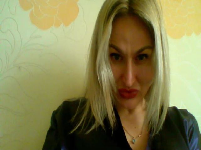 Live sex webcam photo for LadyAna189 #272862427