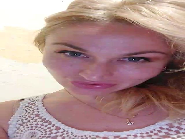 Live sex webcam photo for LadyAna189 #273605383