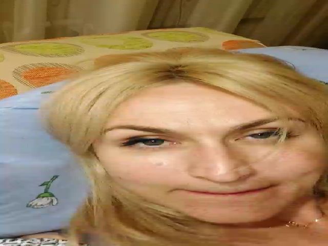 Live sex webcam photo for LadyAna189 #273668215