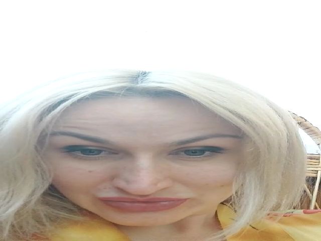 Live sex webcam photo for LadyAna189 #273697683