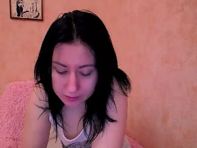 Live sex webcam photo for LadyCream_ #272464733