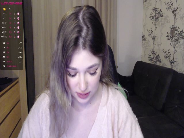 Live sex webcam photo for LadyGlady #272282834