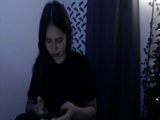 Live sex webcam photo for LadyMarceline #272142235