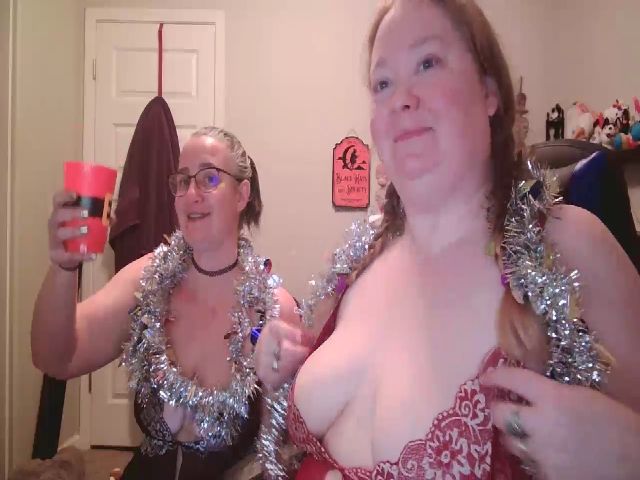 Live sex webcam photo for LadyNightshad #271857866