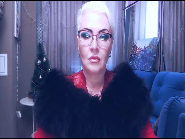 Live sex webcam photo for LadyXAnna #271708435