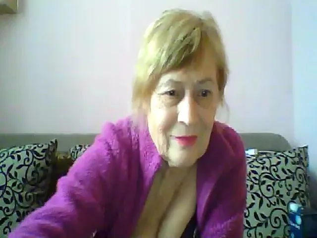 Live sex webcam photo for Lady_Dina #271871544