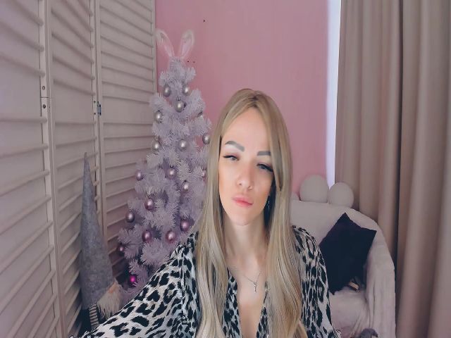 Live sex webcam photo for Lady_Eva #271737146