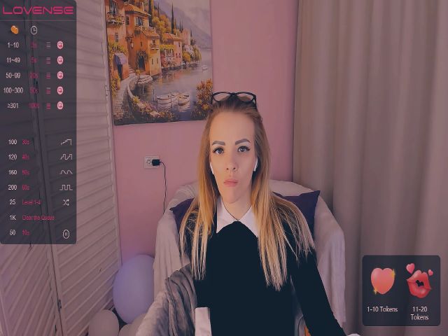 Live sex webcam photo for Lady_Eva #272526635