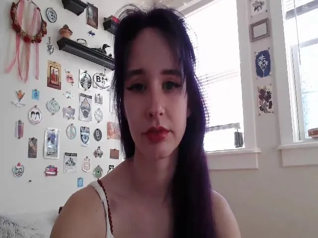 Live sex webcam photo for Lady_Garnet22 #272086756