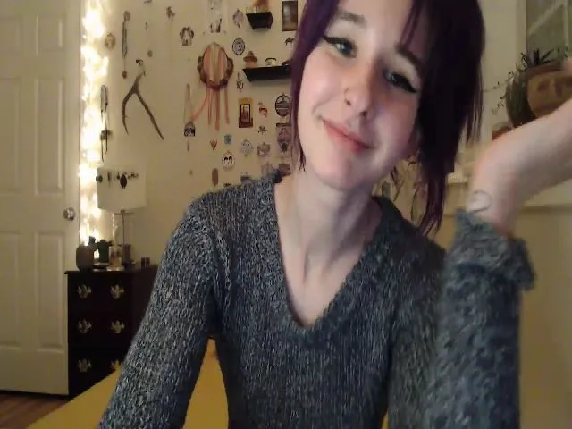 Live sex webcam photo for Lady_Garnet22 #272184385