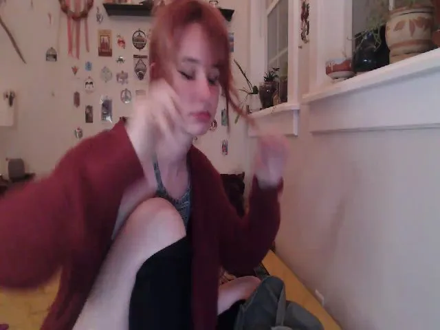 Live sex webcam photo for Lady_Garnet22 #272717783