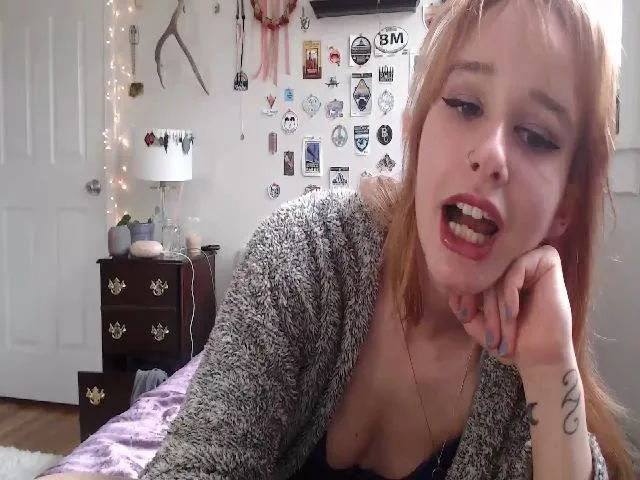 Live sex webcam photo for Lady_Garnet22 #272844315