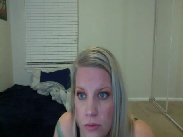 Live sex webcam photo for Lady_Landon #271692154