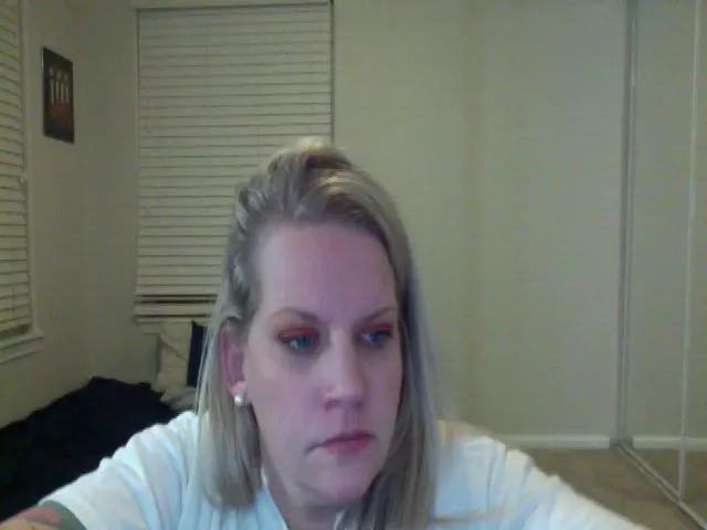 Live sex webcam photo for Lady_Landon #271693126