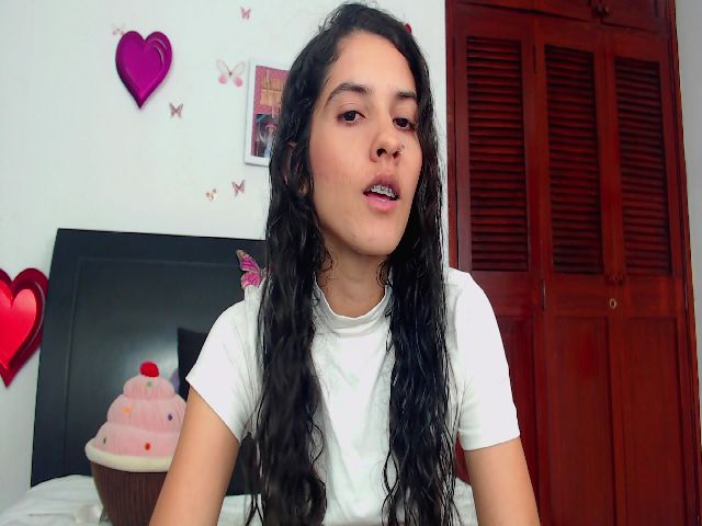 Live sex webcam photo for Lailypink #273165666