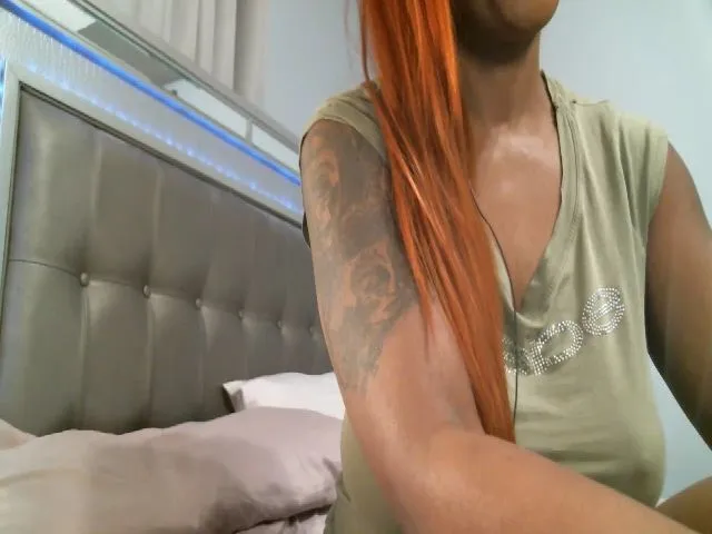 Live sex webcam photo for LanaLavaXXX #272838987