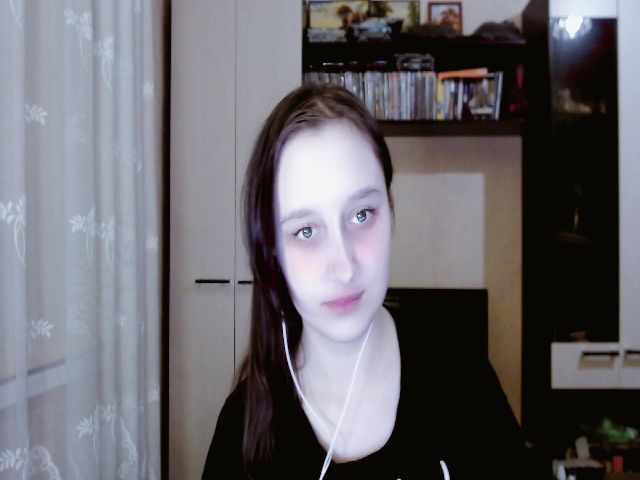 Live sex webcam photo for LanaMillie #272359740