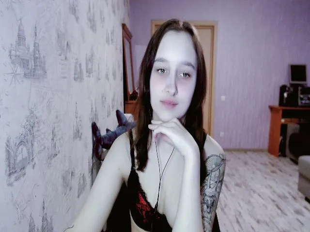 Live sex webcam photo for LanaMillie #272756454