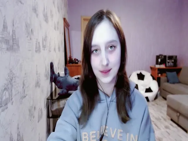 Live sex webcam photo for LanaMillie #273418964