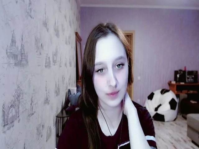 Live sex webcam photo for LanaMillie #273572725