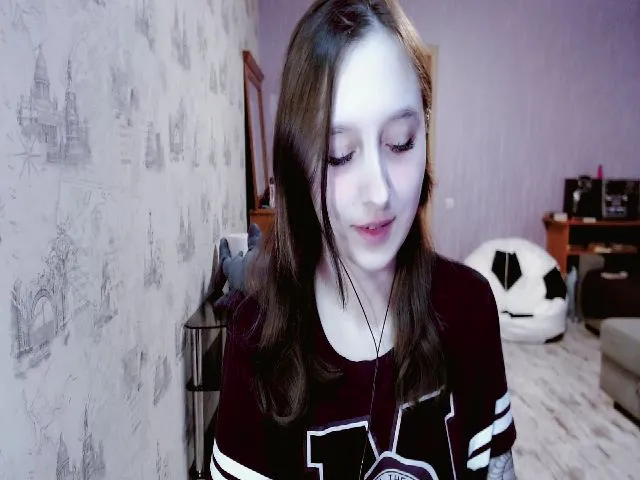 Live sex webcam photo for LanaMillie #273592279