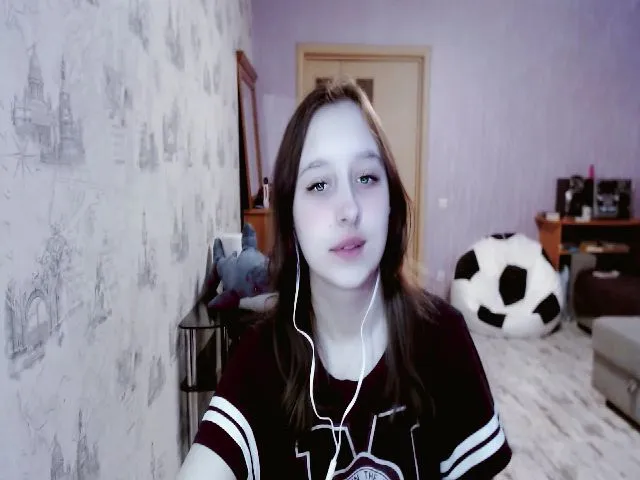 Live sex webcam photo for LanaMillie #273603508