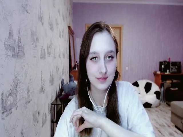 Live sex webcam photo for LanaMillie #273646484