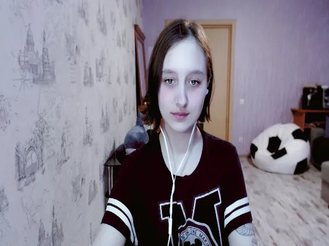 Live sex webcam photo for LanaMillie #273941347