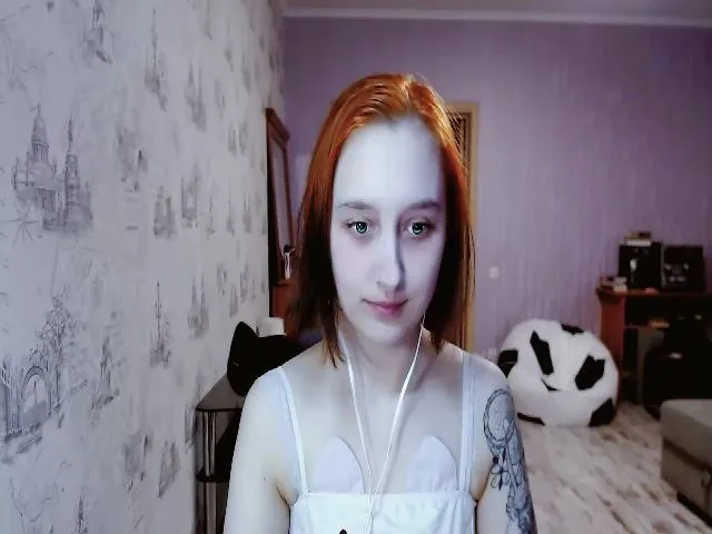 Live sex webcam photo for LanaMillie #274106158