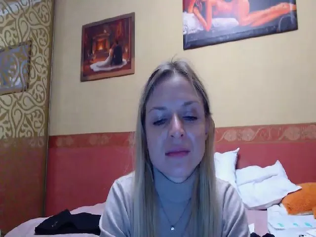 Live sex webcam photo for LanaQ #271725075