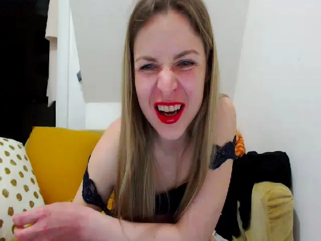 Live sex webcam photo for LanaQ #273237112