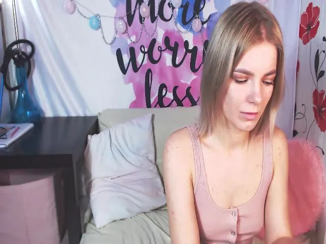 Live sex webcam photo for LanaRhoadesss #271716327