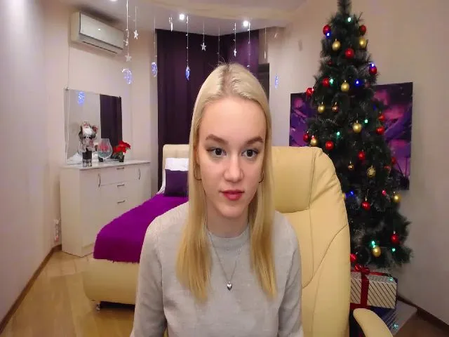 Live sex webcam photo for LanaSun #271934593