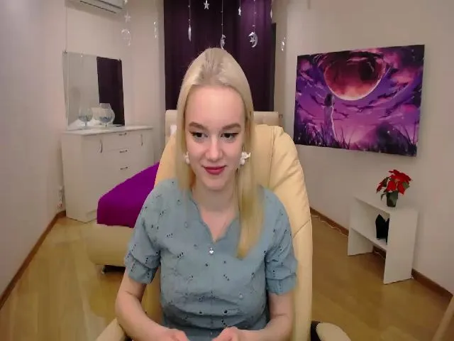 Live sex webcam photo for LanaSun #271995208
