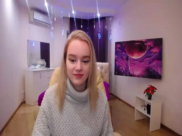 Live sex webcam photo for LanaSun #272265326