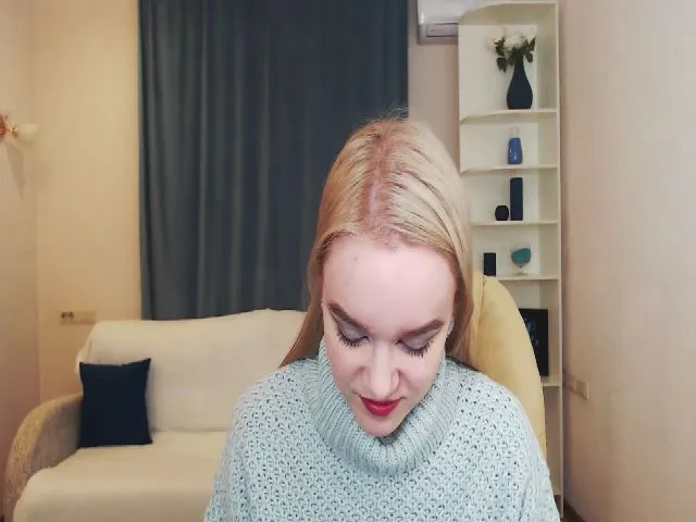 Live sex webcam photo for LanaSun #272330578