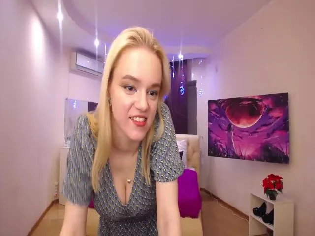 Live sex webcam photo for LanaSun #272541295