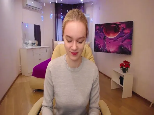 Live sex webcam photo for LanaSun #272661955
