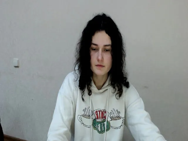 Live sex webcam photo for LanaZixen #271784733