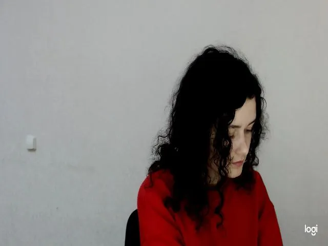 Live sex webcam photo for LanaZixen #271871112