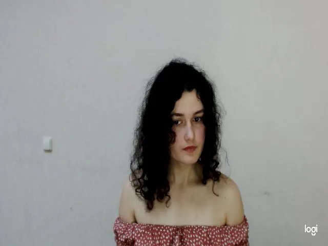 Live sex webcam photo for LanaZixen #271871637