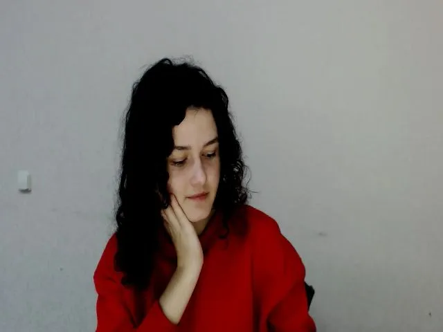 Live sex webcam photo for LanaZixen #271942650