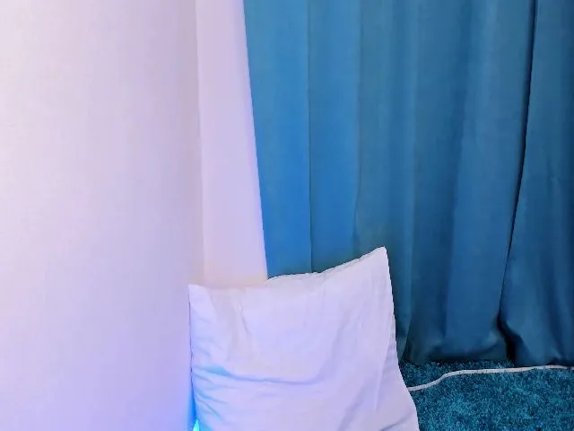 Live sex webcam photo for Lana_Kitty20 #273935118