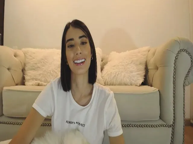 Live sex webcam photo for Lana_red #271890851